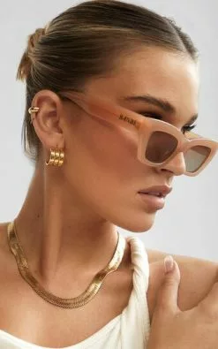Showpo Shop 26 BANBÉ EYEWEAR Banbe Eyewear - The Kerr In Nude-Desert