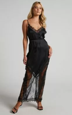 Lioness - Hideaway Maxi Dress In Black
