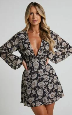 Showpo Negroni Dress In Golden Floral