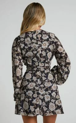 Showpo Negroni Dress In Golden Floral -Showpo Shop Negroni Dress in Golden Floral 5