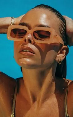 Peta And Jain - Blurred Sunglasses In Peach/Faded Brown