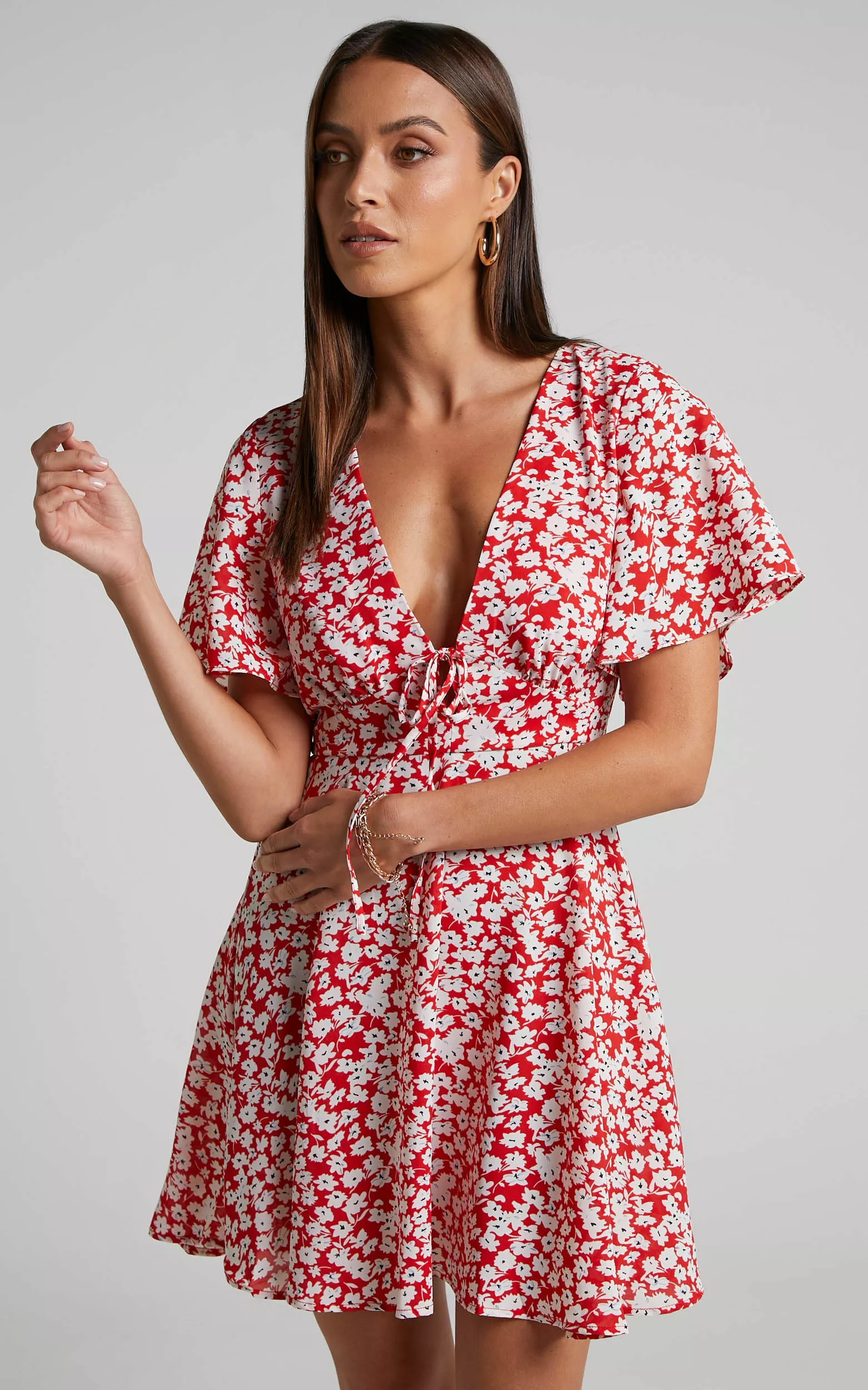 Showpo Rosario Mini Dress - Flutter Sleeve V Neck Dress In Red Ditsy Floral - Image 2