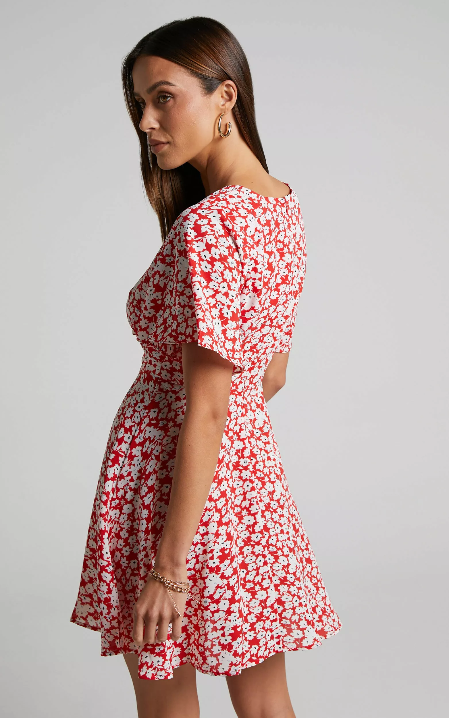 Showpo Rosario Mini Dress - Flutter Sleeve V Neck Dress In Red Ditsy Floral - Image 6