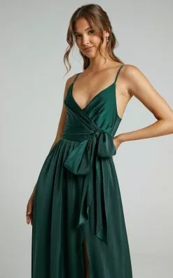 Showpo Revolve Around Me Dress In Emerald -Showpo Shop tnemerald s008241 1